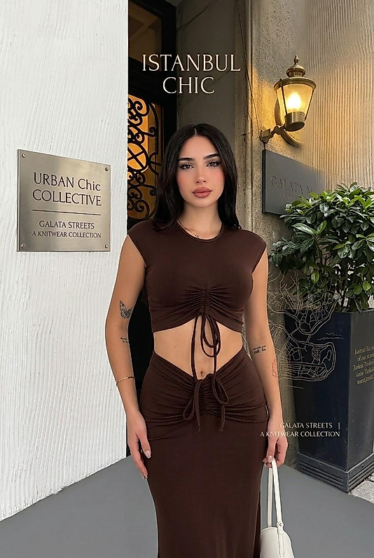 Büzgülü Crop Etek Takım -KahverengiBüzgülü Crop Etek Takım -Kahverengi